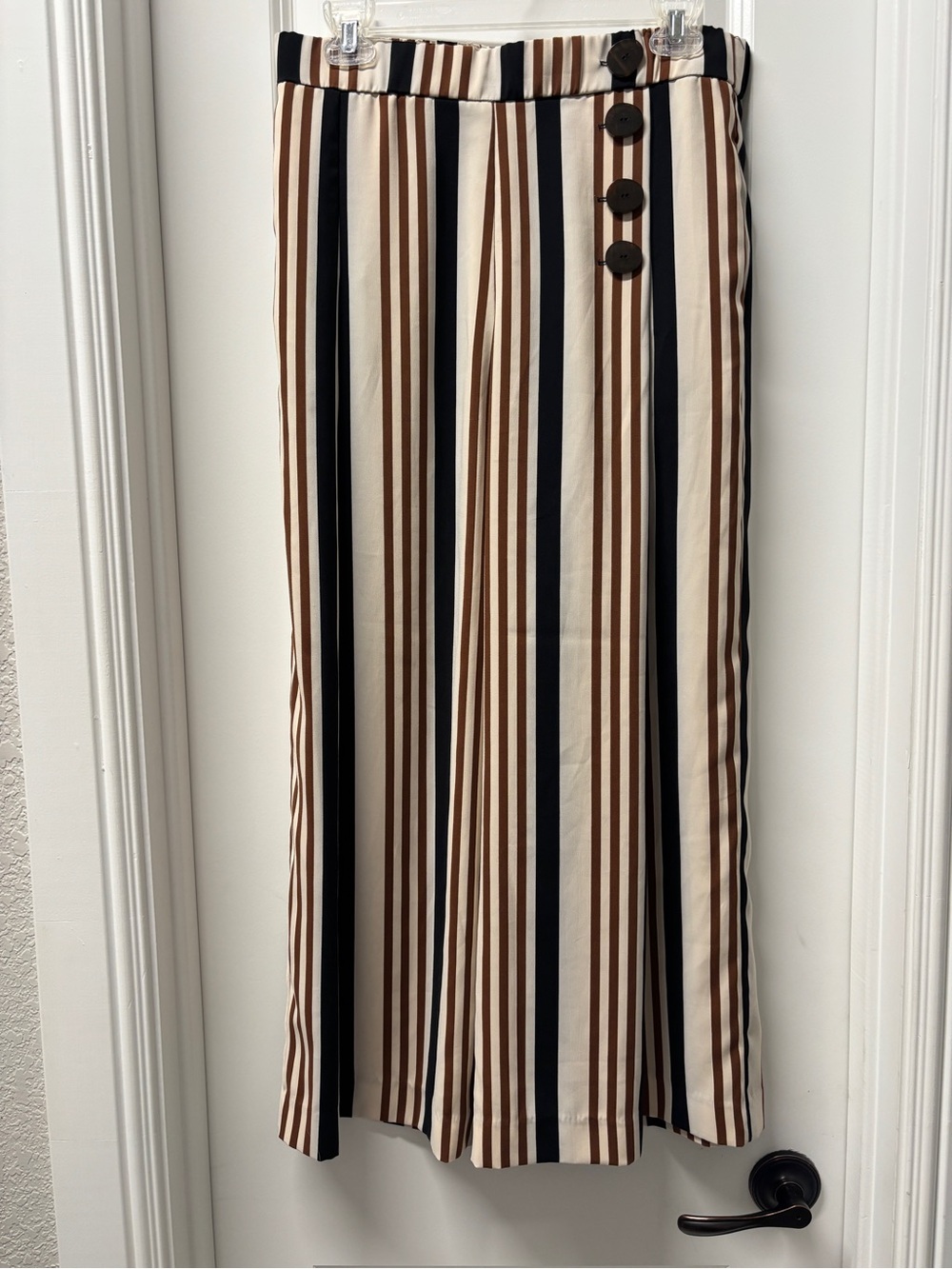 Zara Striped Cropped Pants in Cream, Brown, and Black- Size Large